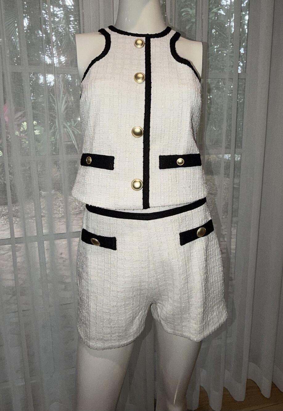 Walter Baker 2 Piece Tweed Shorts Set Womens S/2 Ivory Black Gold Button